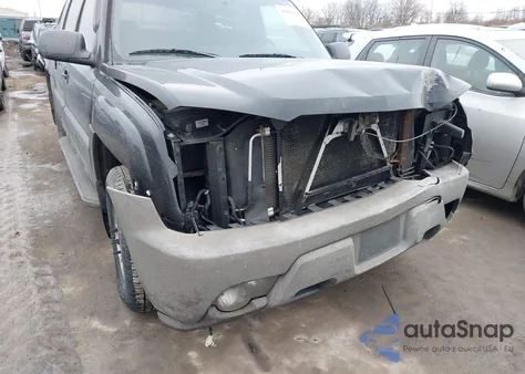 2005 Chevrolet Avalanche 1500 Z71 z USA, uszkodzony, nr VIN 3GNEK12Z75G229500